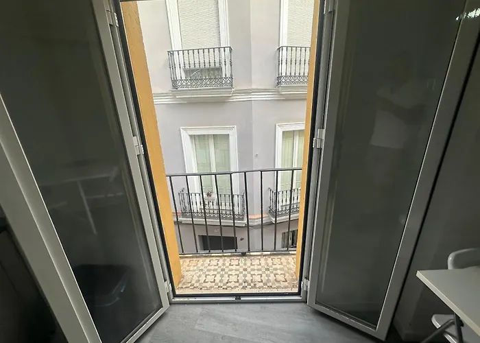 Calle Harinas 23